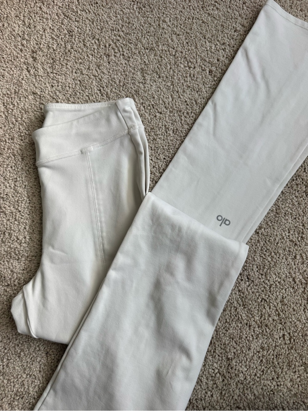 Alo Yoga Mini Flare Yoga Pant